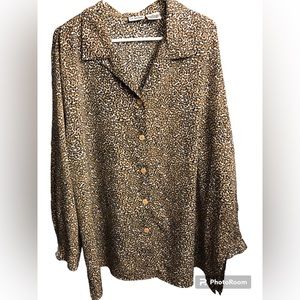 Women’s Leopard Print Blouse Size 3X